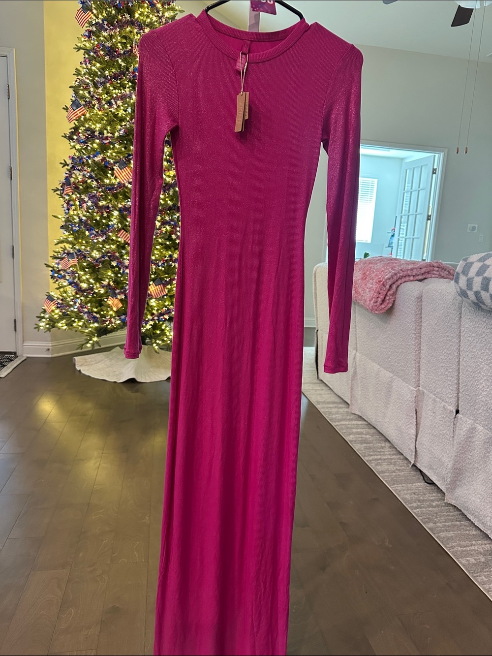SKIMS Hot Pink Long-Sleeve Maxi Dress - Picture 3 of 3